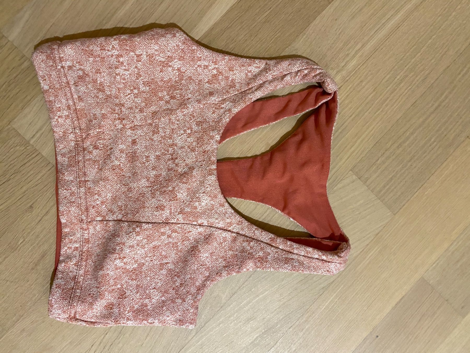 Tops: gymshark sporttop gr xs – Neu (gemäss Beschreibung) aus Neuhausen am Rheinfall von stundgirl