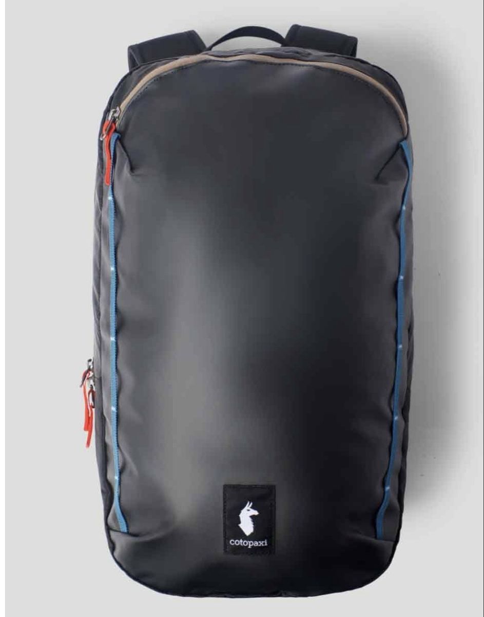 Cotopaxi Sacs à dos: Cotopaxi Backpack, Vaya 18l, Black Used Condition – D'occasion à Versoix par kev_kqq9 1