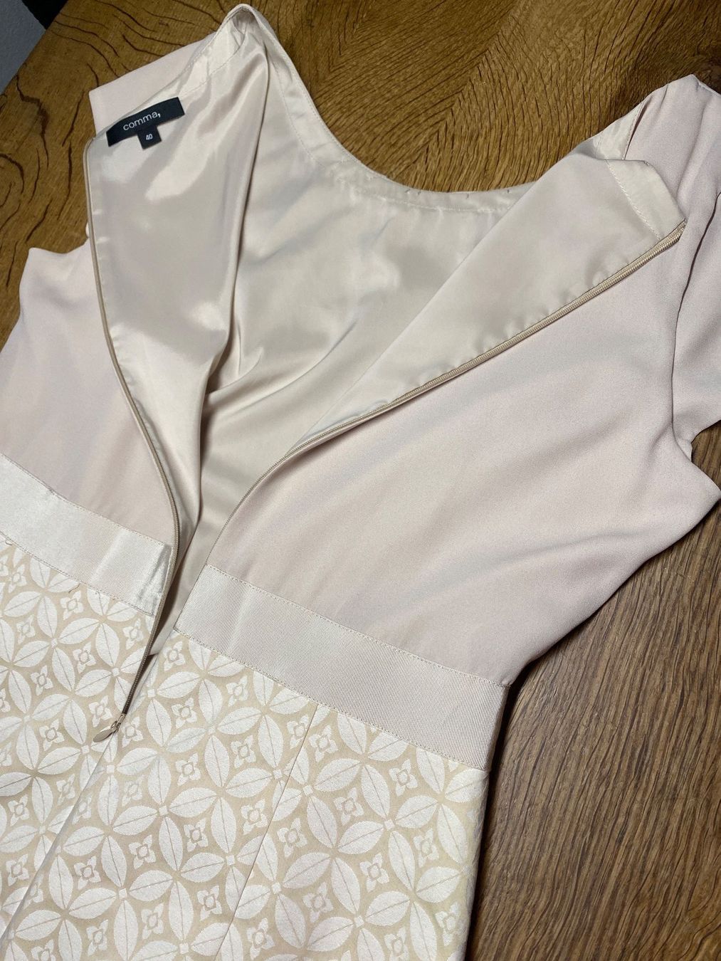 Comma Kleider: COMMA KLEID GR.40/M sand/beige/ecrù  edles Etuikleid  Neuw. – Neu (gemäss Beschreibung) aus Frauenfeld von Boldi46 3