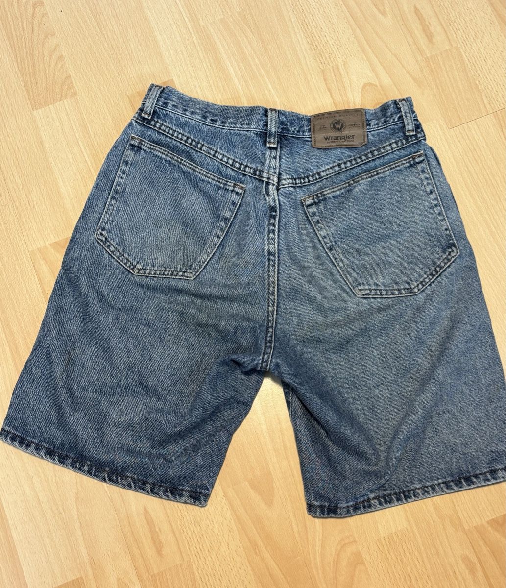 Jeans: WRANGLER DENIM SHORTS – Usato da Küttigen venduto da noa_78fr