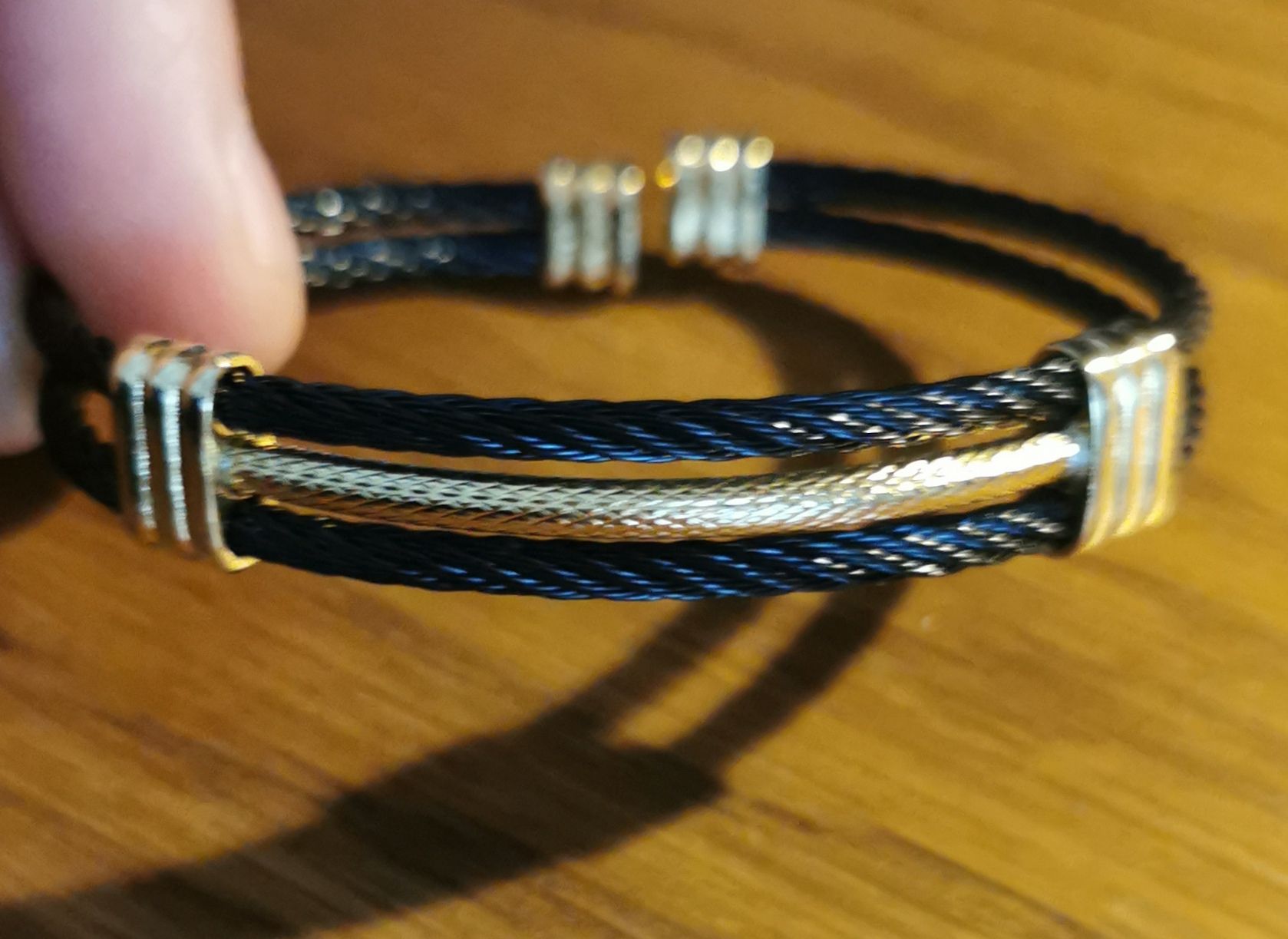 Bracciali & Braccialetti: Bracelet Acier noir & placage doré type Albanu – Nuovo e nell'imballaggio originale da Geneve venduto da Vtss00 2