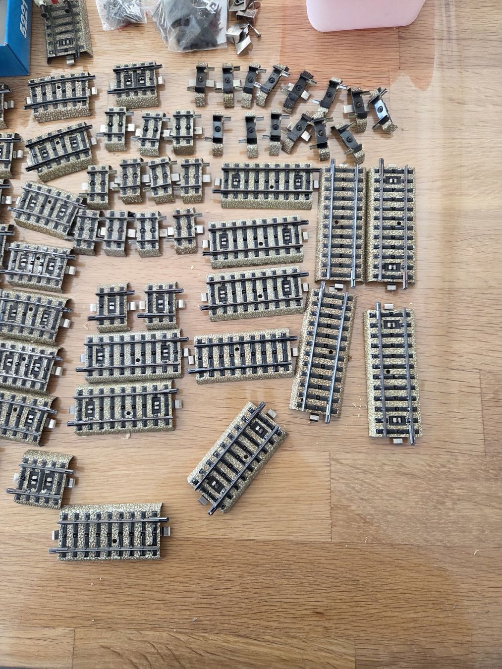 Märklin Modelleisenbahnen: Märklin M Schienen set – Gebraucht aus Frutigen von cmas11 6