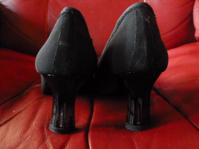 Scarpe da donna: Fernando Pensato Pumps, Gr. 37,5,  schwarz – Usato da Nunningen venduto da Fashion-Ave51 2