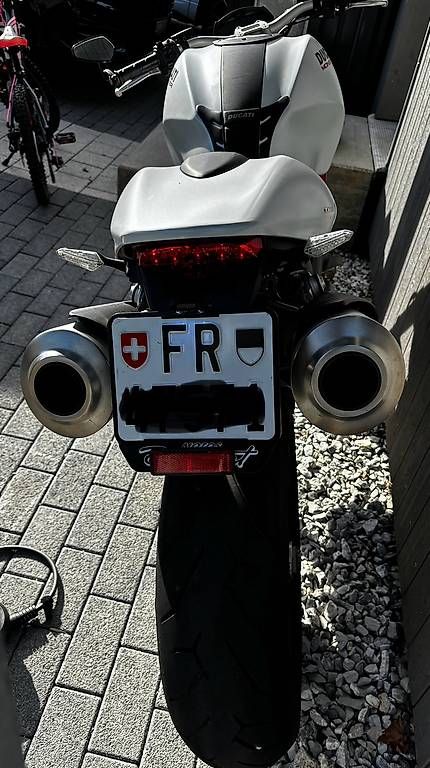 Strada: Ducati Monster 796M ABS – Usato da Attalens venduto da jea_qdb8 1