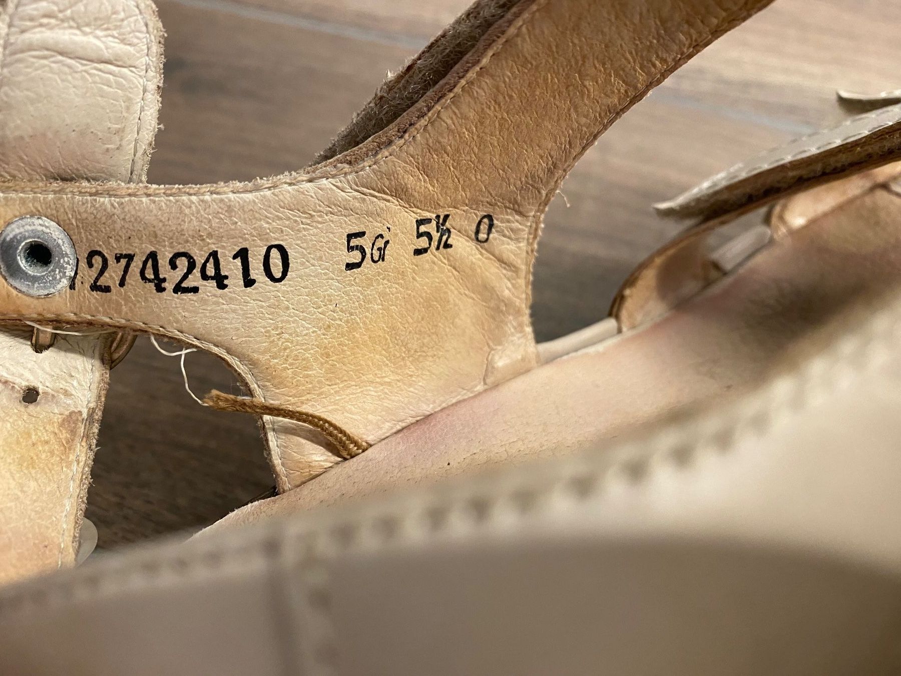 Scarpe da donna: Waldläufer Sandalen mit Blumen beige Gr. 38 – Usato da Pratteln venduto da a23_j2gs 8