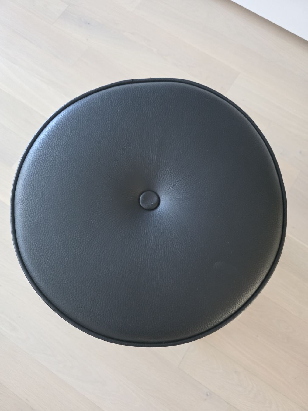 Ikea Tabourets: Rollhocker, höhenverstellbar, neuwertig – D'occasion à Niederscherli par Pemela 1