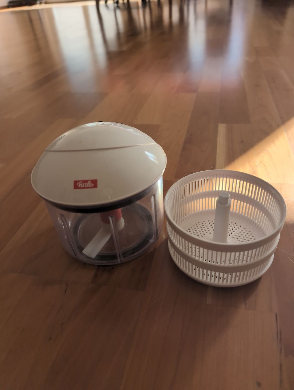 Fissler Küchengeräte: Fissler Schneide Hecksel Gerät – Gebraucht aus Glis von livespringly 1