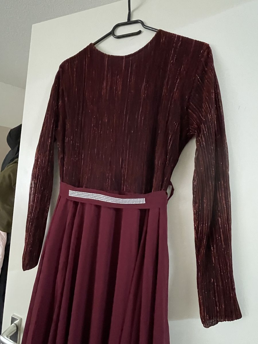 Vestiti: Neuer wunderschönes Abendkleid 42-44 – Nuovo (secondo la descrizione) da Benglen venduto da Shamily 1