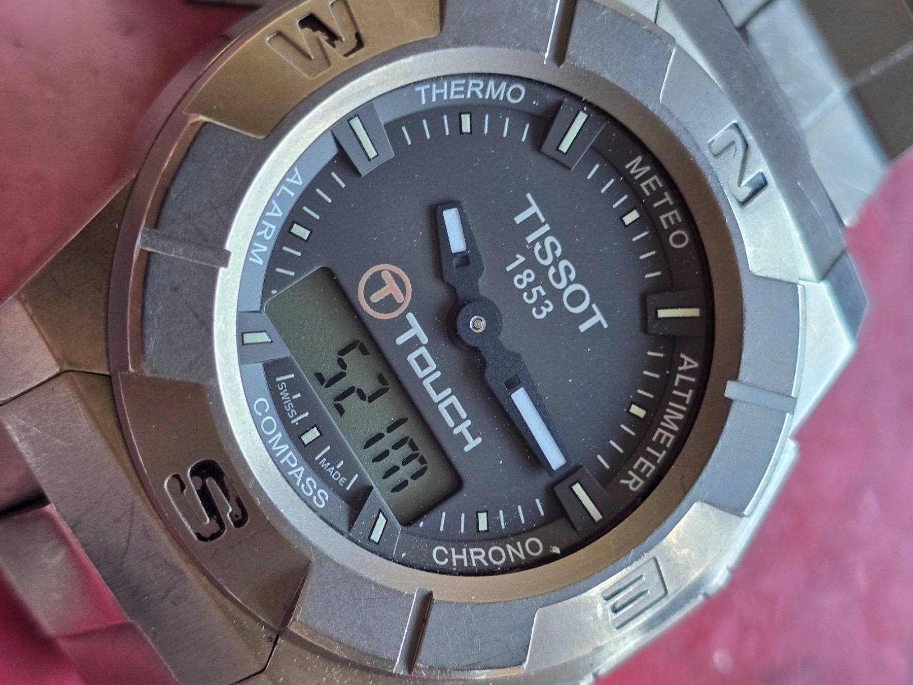 Tissot Orologi: 705 Tissot TTouch Titanium Trekking Jumbo – Usato da Muri AG venduto da Corredor 9