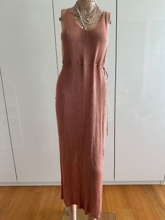 Sommerliches Maxikleid, Gr. S, lachsfarben, Top Zustand