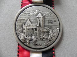 Medaille Spiez Bern BE Schloss im Jahr 1966