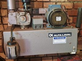 Vakuumpumpe Alfa-Laval Melkanlage inkl. Zubehör