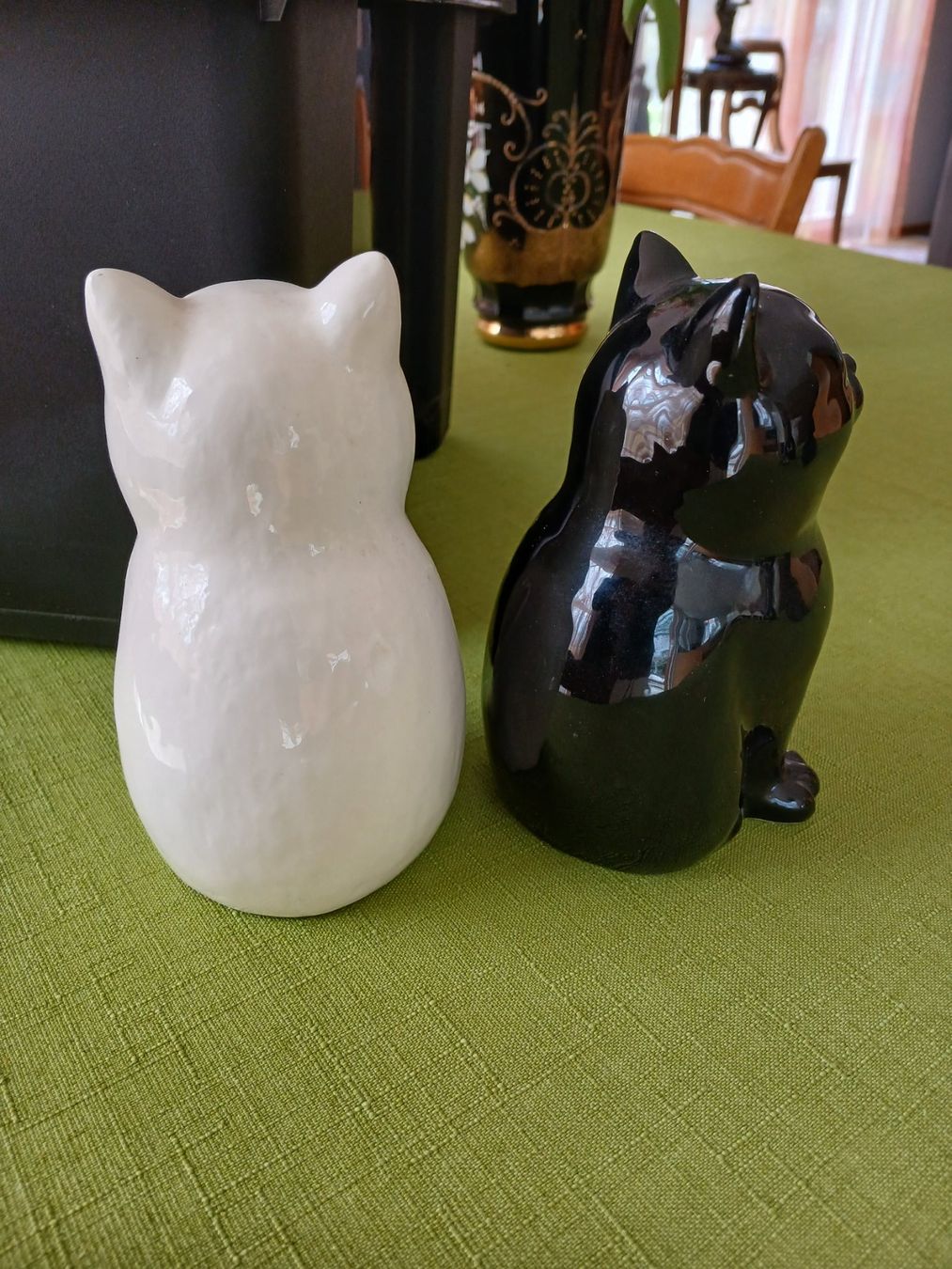 Statuette: Schwarz/weiss- Pärchen - Katzen – Usato da Zürich venduto da Mr.Dachboden 2