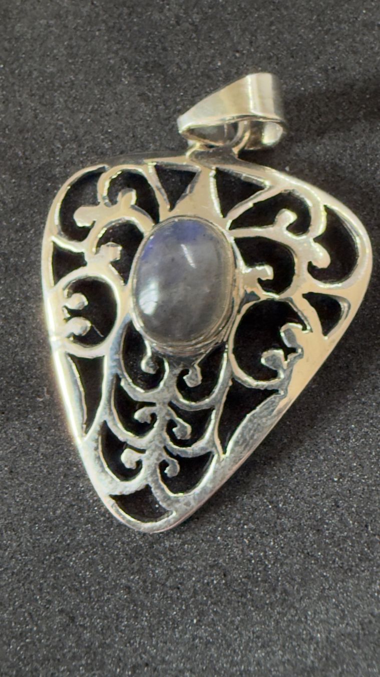 Ciondoli: Pendentif argent 925 et Labradorite – Nuovo (secondo la descrizione) da Biel/Bienne venduto da davidegs
