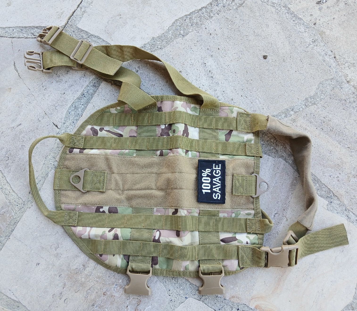Guinzagli & Collari: Harnais pour chien camouflage, taille M  – Usato da Sciernes-d'Albeuve venduto da Dojo004 1
