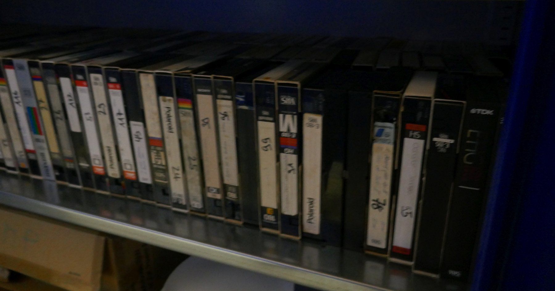 Alle VHS: Grosse Menge VHS-Kassetten – Gebraucht aus Wenslingen von FairlightCMI 3