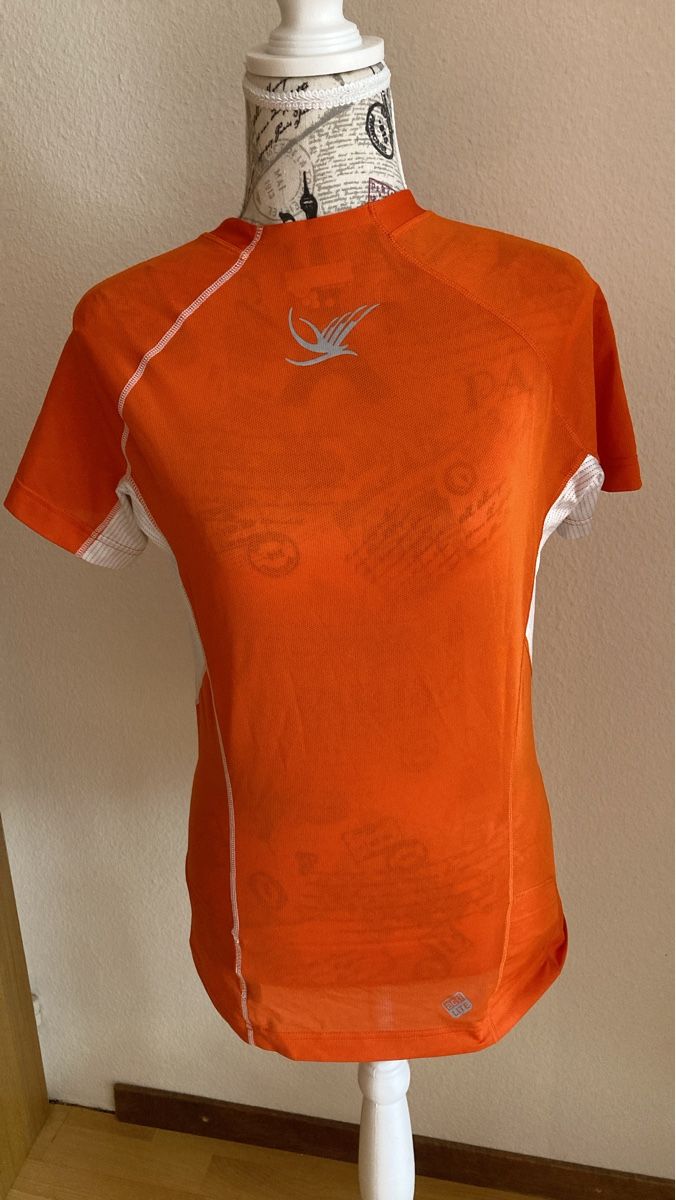 T-shirt: Salamon Shirt,Gr.M nr.2 – Usato da Morschach venduto da leonie87