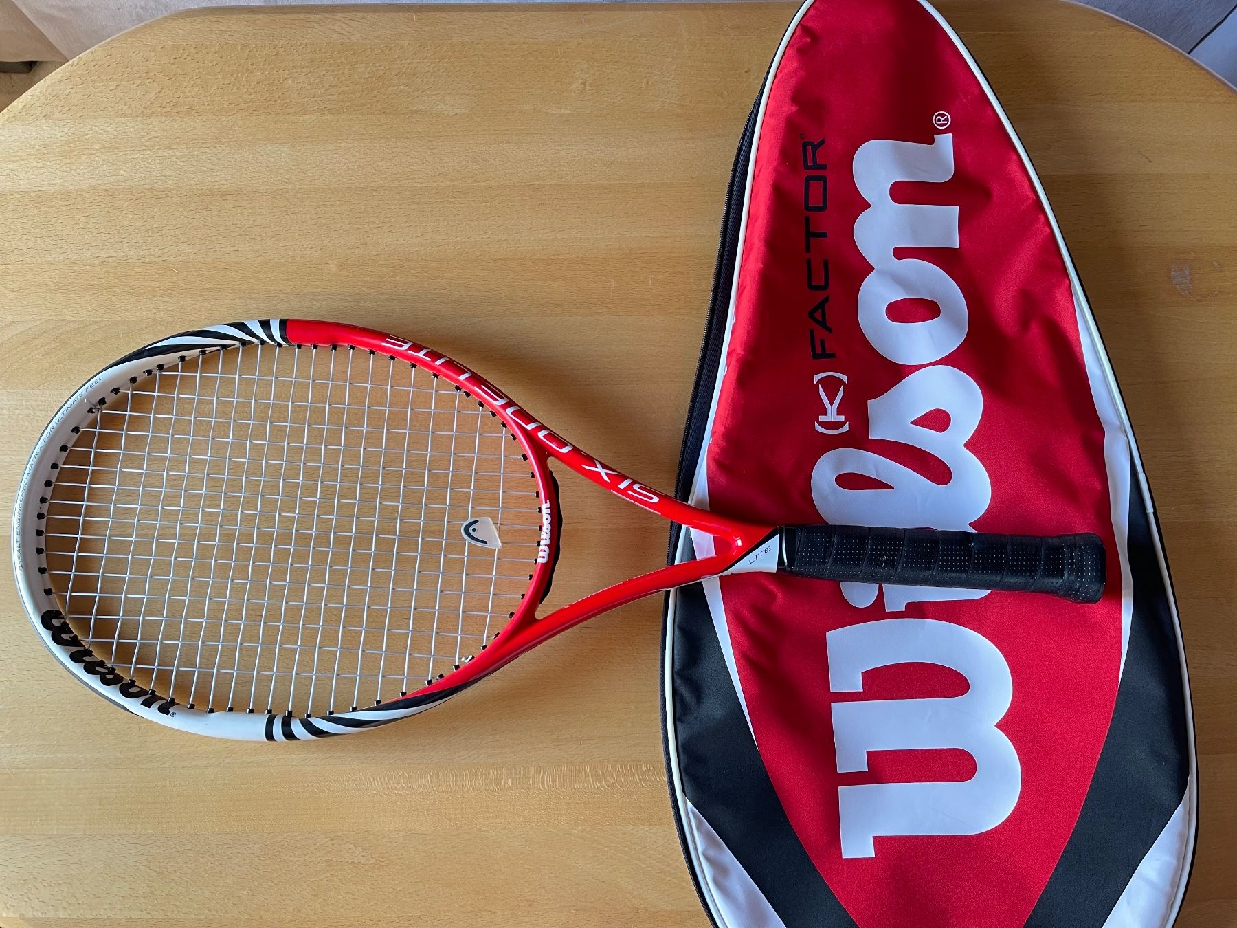 Wilson Racchette: Wilson K-Factor Tennisschläger + Tasche – Usato da Kriens venduto da Angie88 1