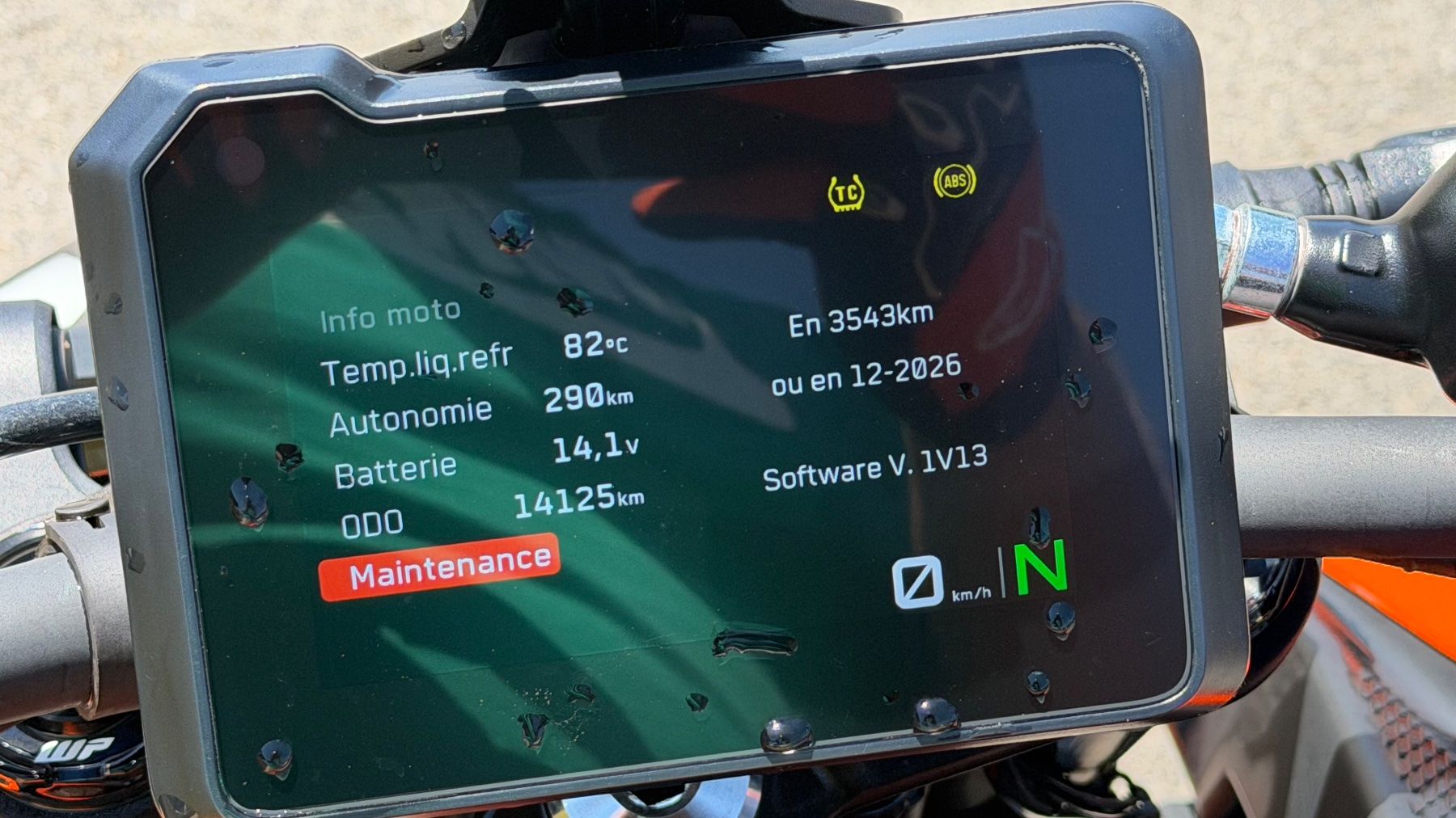 KTM Strasse: Ktm duke 390 – Gebraucht aus Billens von ha8_66bc 8