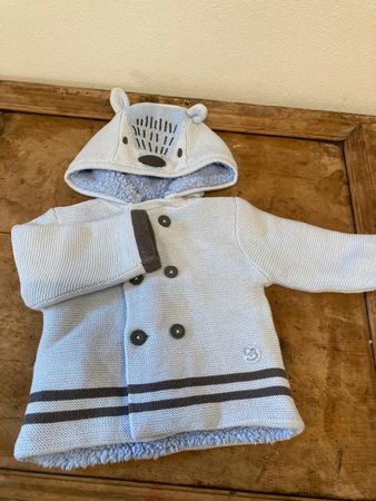 Sehr schöne warme Strickjacke Grösse 80 Marke Boboli