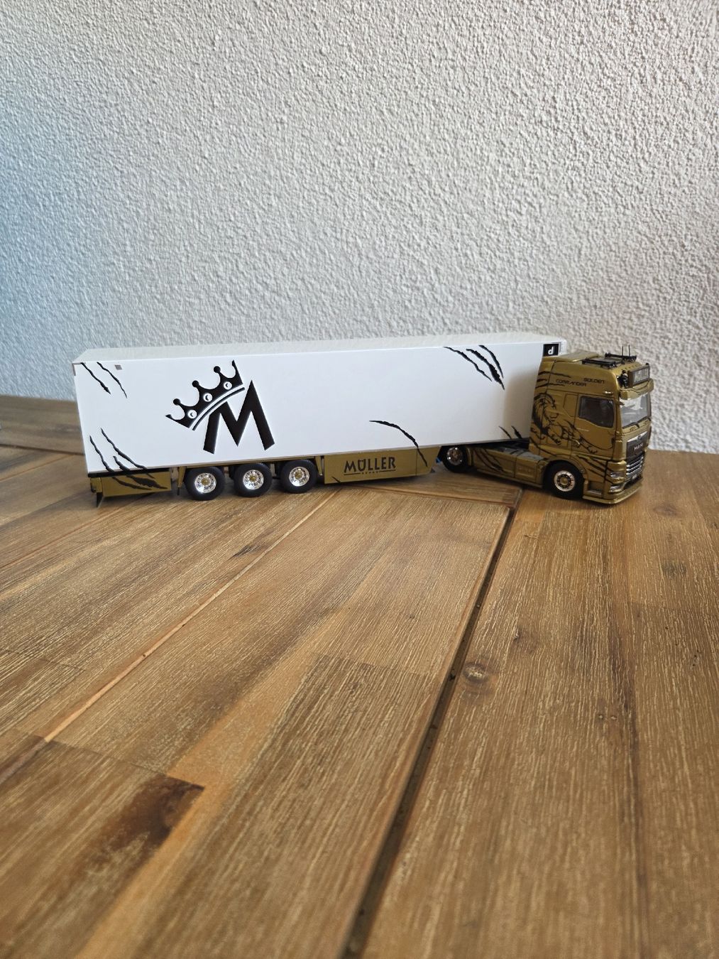Tekno Kit di modellismo & Modellini statici: Müller Golden Commander – Nuovo e nell'imballaggio originale da Villmergen venduto da Trucker22.03