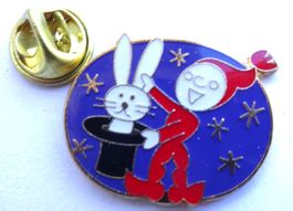 Pin Knorrli  Zauberer Hase