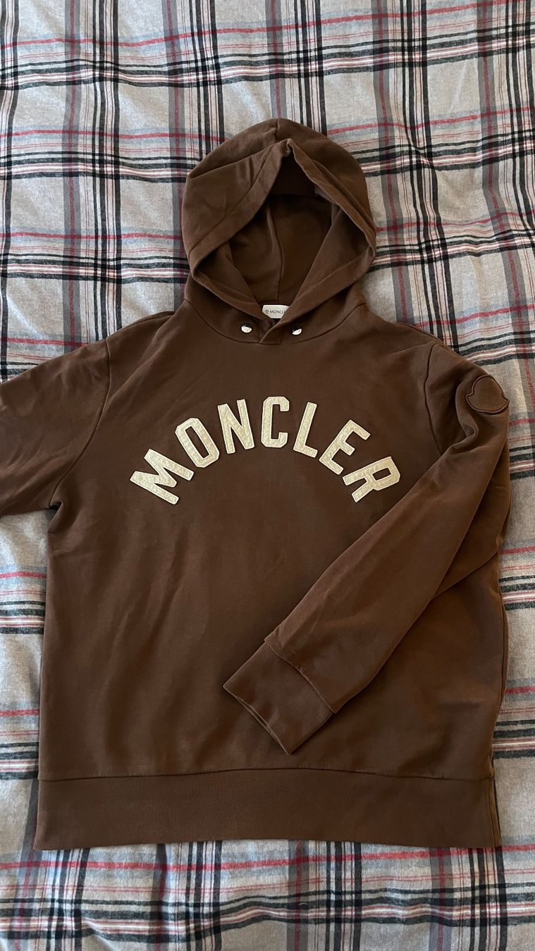 Moncler Pullover & Sweatshirts: Moncler Pullover – Neu (gemäss Beschreibung) aus Horgen von AFKistler