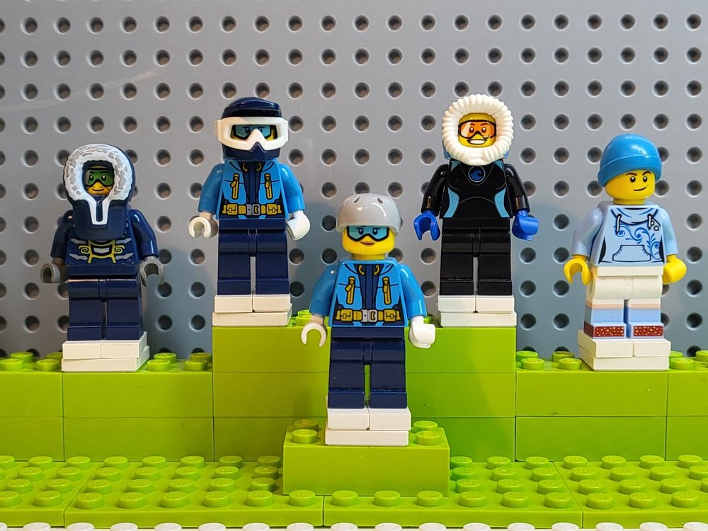 5 Lego-Minifiguren, Original oder mit viel Eigenkreation | Kaufen auf ...