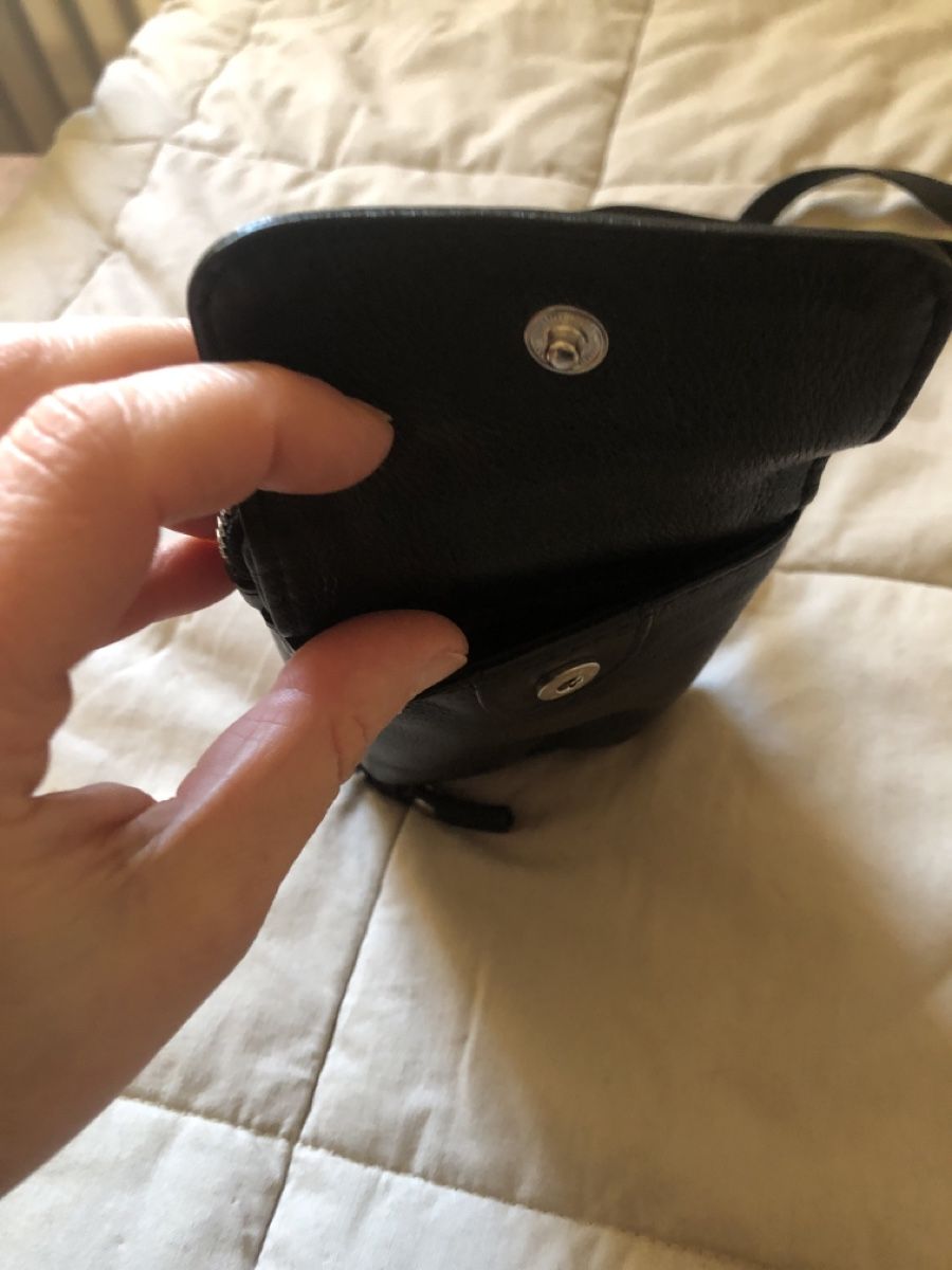 Taschen: Mini sac noir en cuir – Neu (gemäss Beschreibung) aus Biel/Bienne von Lianumi 3