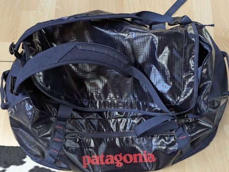 Patagonia Reisetasche (Duffel bag) dunkel blau Rucksackfunkt