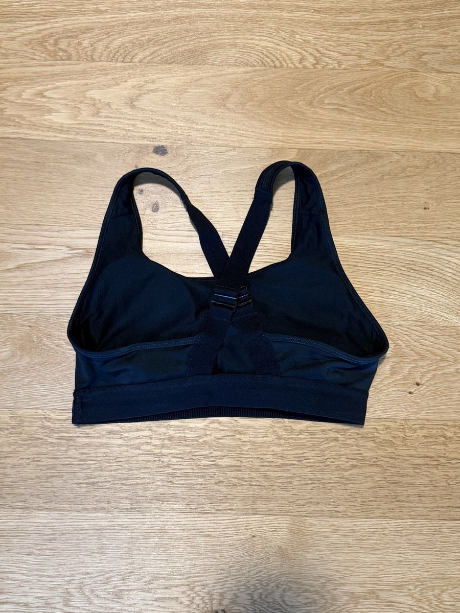 Adidas Top: SCHWARZER ADIDAS SPORT-BH – Usato da Zürich venduto da dbu_s8p2 3