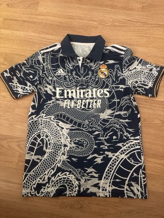 Fussballtrikot Real Madrid Adidas Grösse M Neu