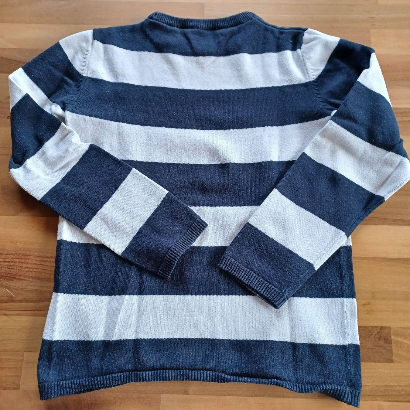 H&M Maglioni & Felpe: Pullover von H&M,  Grösse 122/128 – Usato da Niederscherli venduto da 20sydney02 1