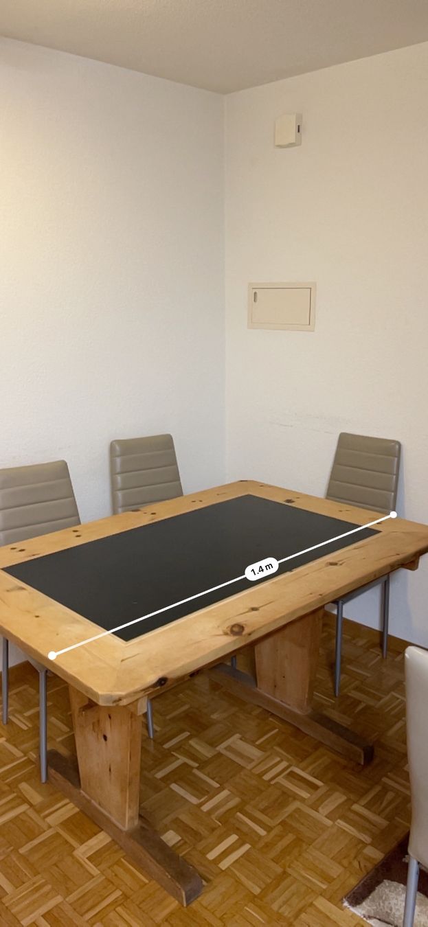 Tables: Wunderschöner Esstisch aus Holz – D'occasion à Grenchen par baj_5hbw