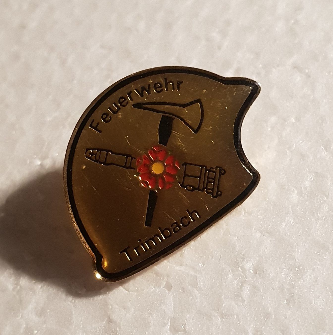Plaquettes & Badges: Pin Feuerwehr Trimbach – D'occasion à Härkingen par specialshapes