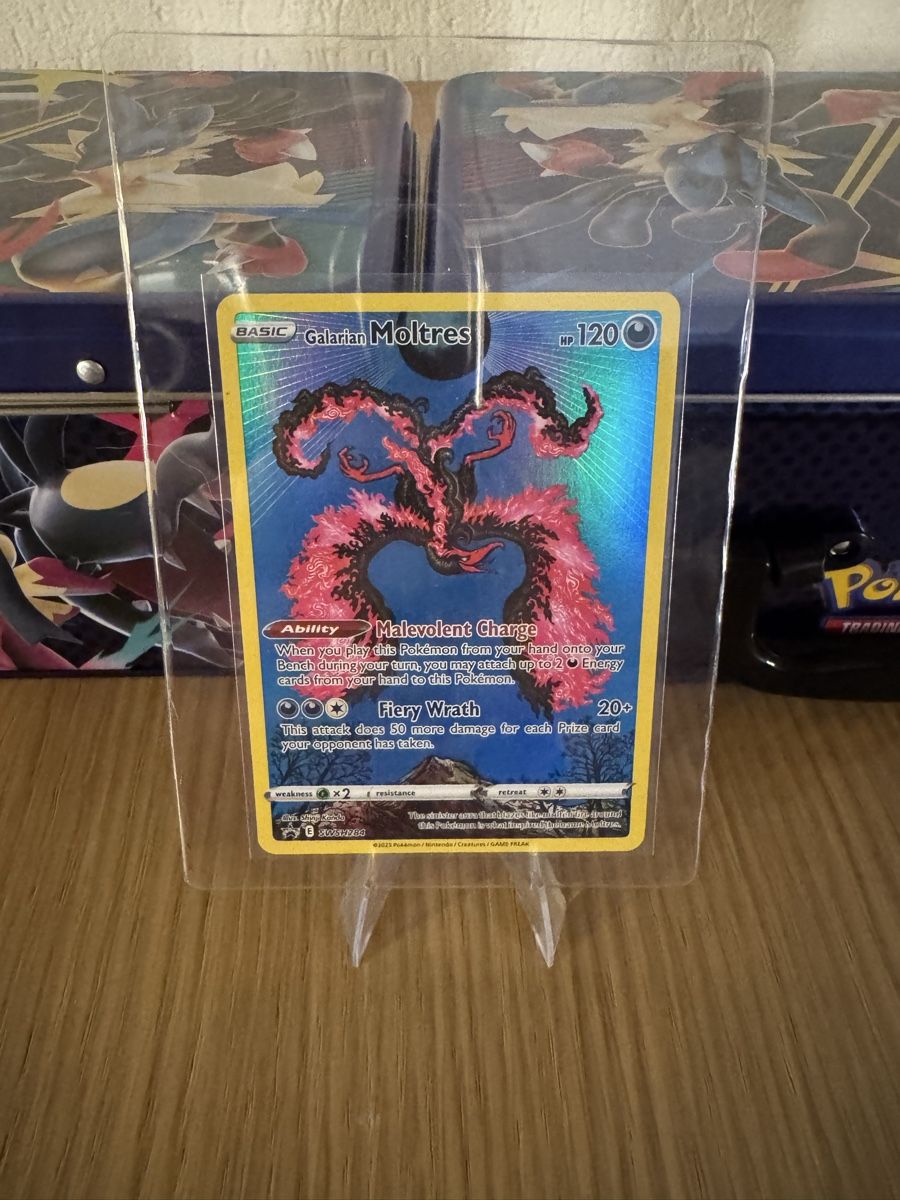 Pokémon Carte collezionabili: Pokémon Galarian Moltres  – Nuovo (secondo la descrizione) da Dübendorf venduto da pat_n2n6