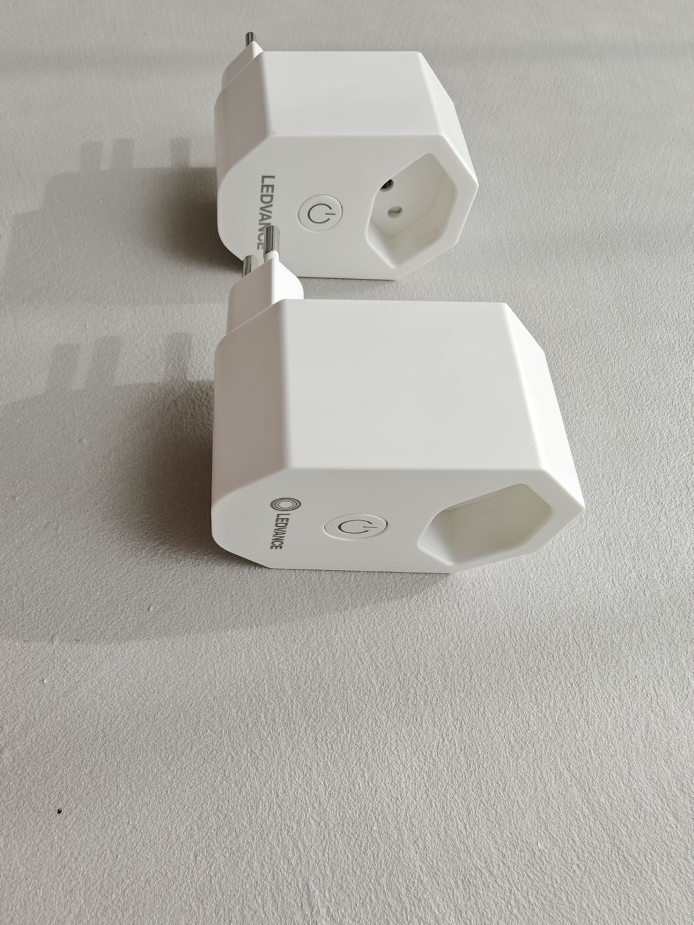 Stecker: Smart Plug LEDVANCE Wifi 2er Set – Neu (gemäss Beschreibung) aus Windisch von this-and-that
