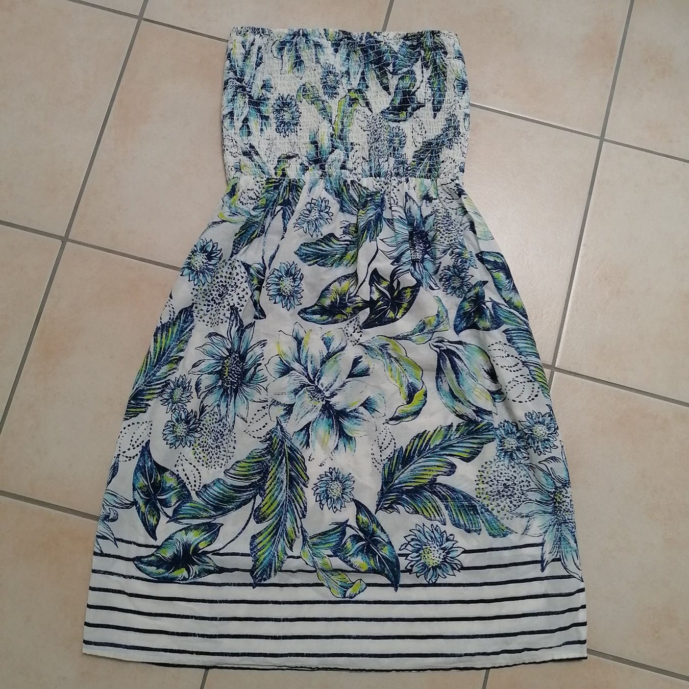 Vestiti: Sommerkleid Gr XS-S – Usato da Henau venduto da AXAA
