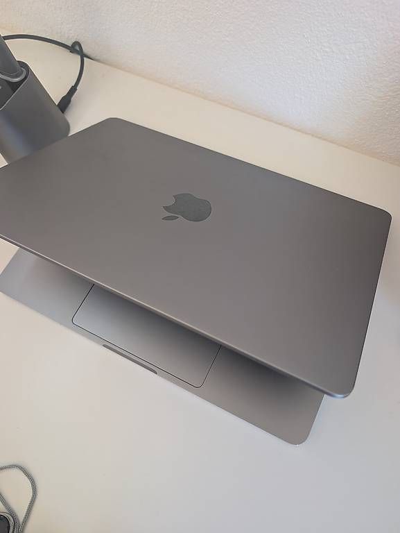 Notebook: Mac Book für 550.-  mit M2! – Usato da Zürich venduto da zh_zuerri_ 1