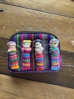 Portemonnaie mit kleinen Püppchen, aus Mexico