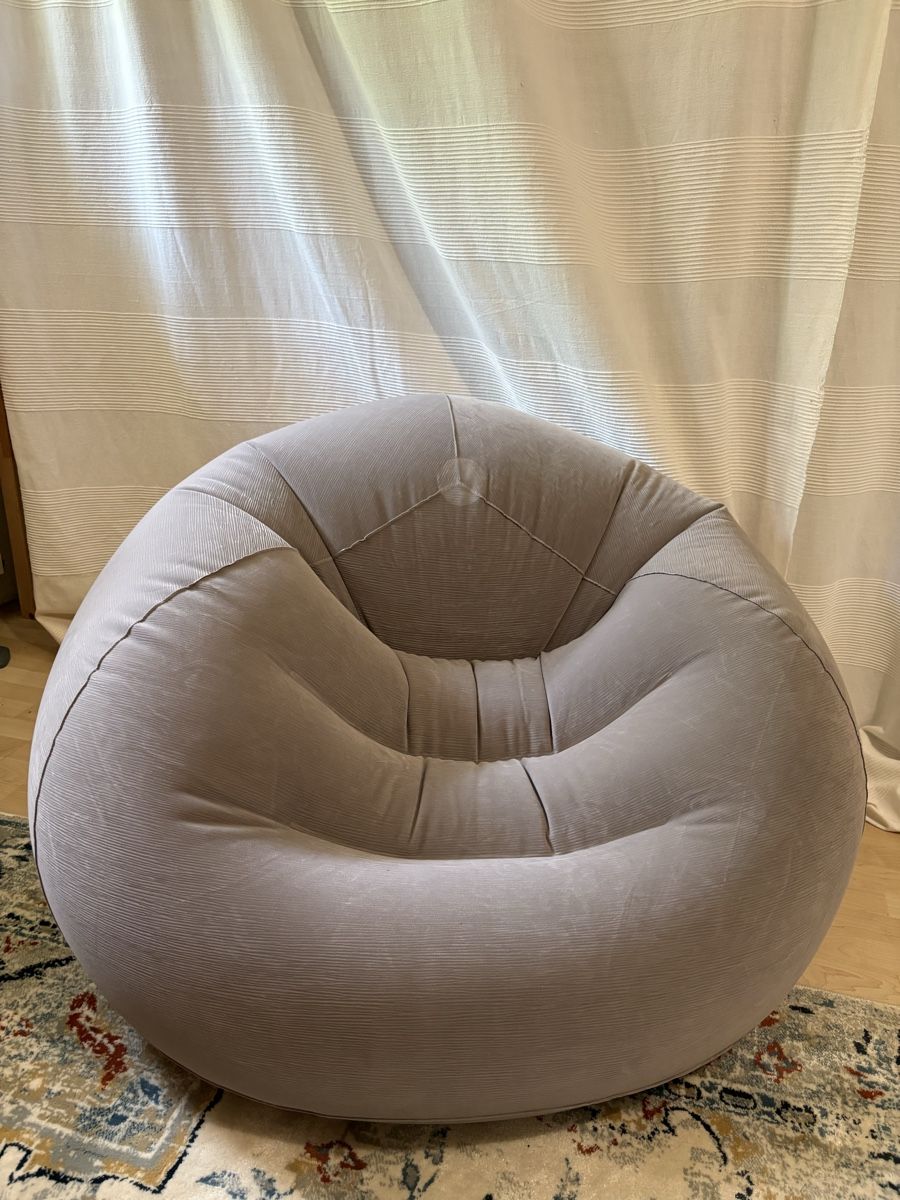 Fauteuils: Aufblasbarer Sitzsack  – Neuf (Voir description) à Zürich par Krobathsells