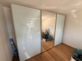 Kleiderschrank abzuholen