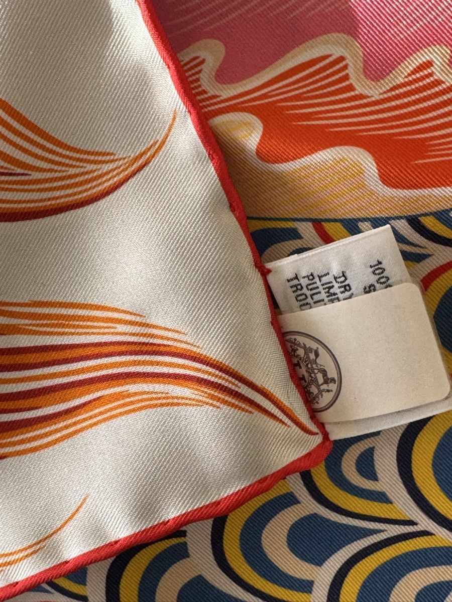 Hermès Foulard & Sciarpe: Hermès double face Cheval Sirène – Nuovo e nell'imballaggio originale da Genève venduto da Allisgood 7