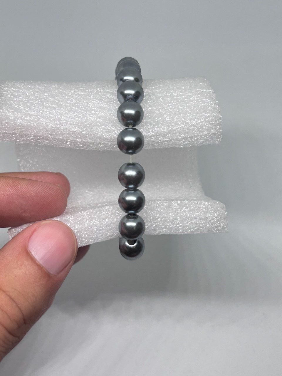 Bracciali & Braccialetti: Bracciale elastico con perle sintetiche grigio antracite – Usato da Giubiasco venduto da LorisVale 3