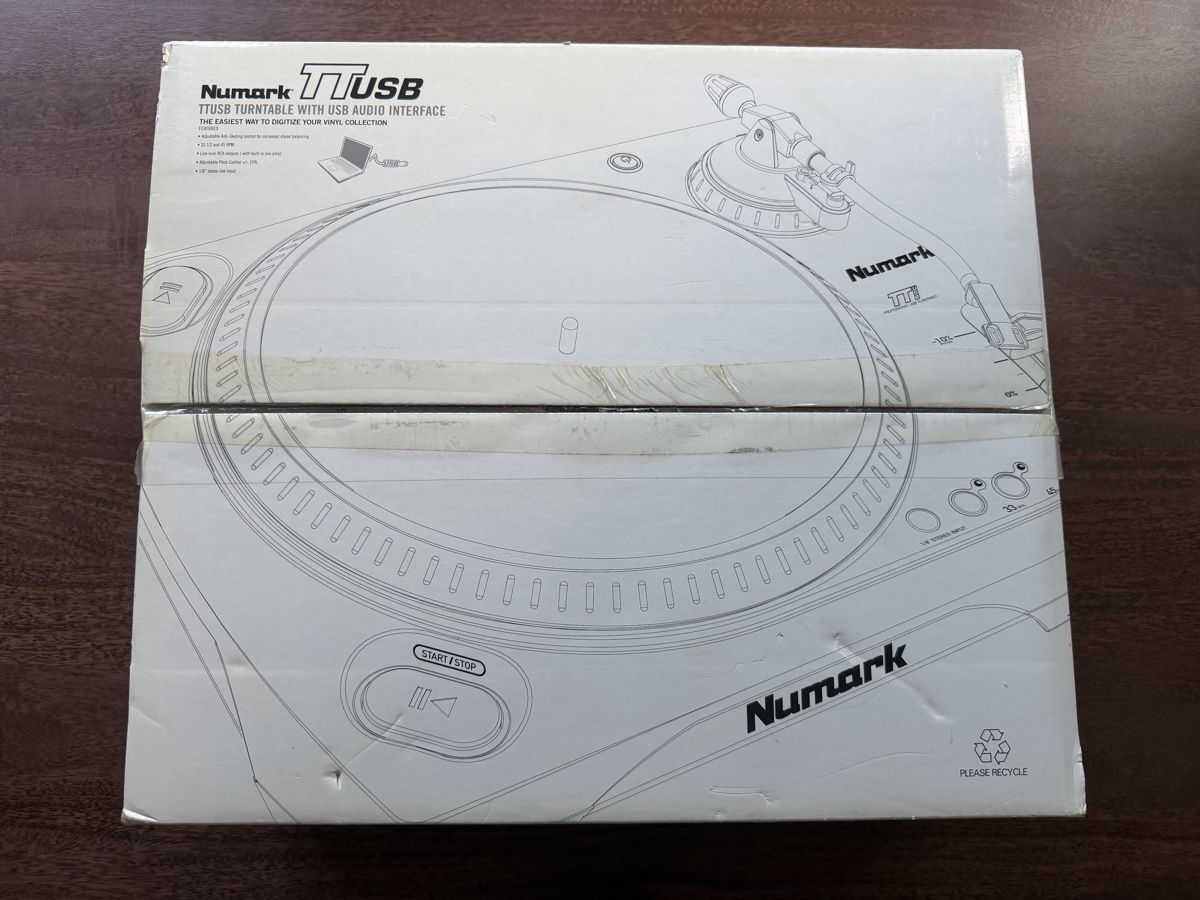 Numark Plattenspieler: Numark TTUSB Turntable mit USB Audio Interface weiss – Neu (gemäss Beschreibung) aus Wallisellen von ZurichBern 1