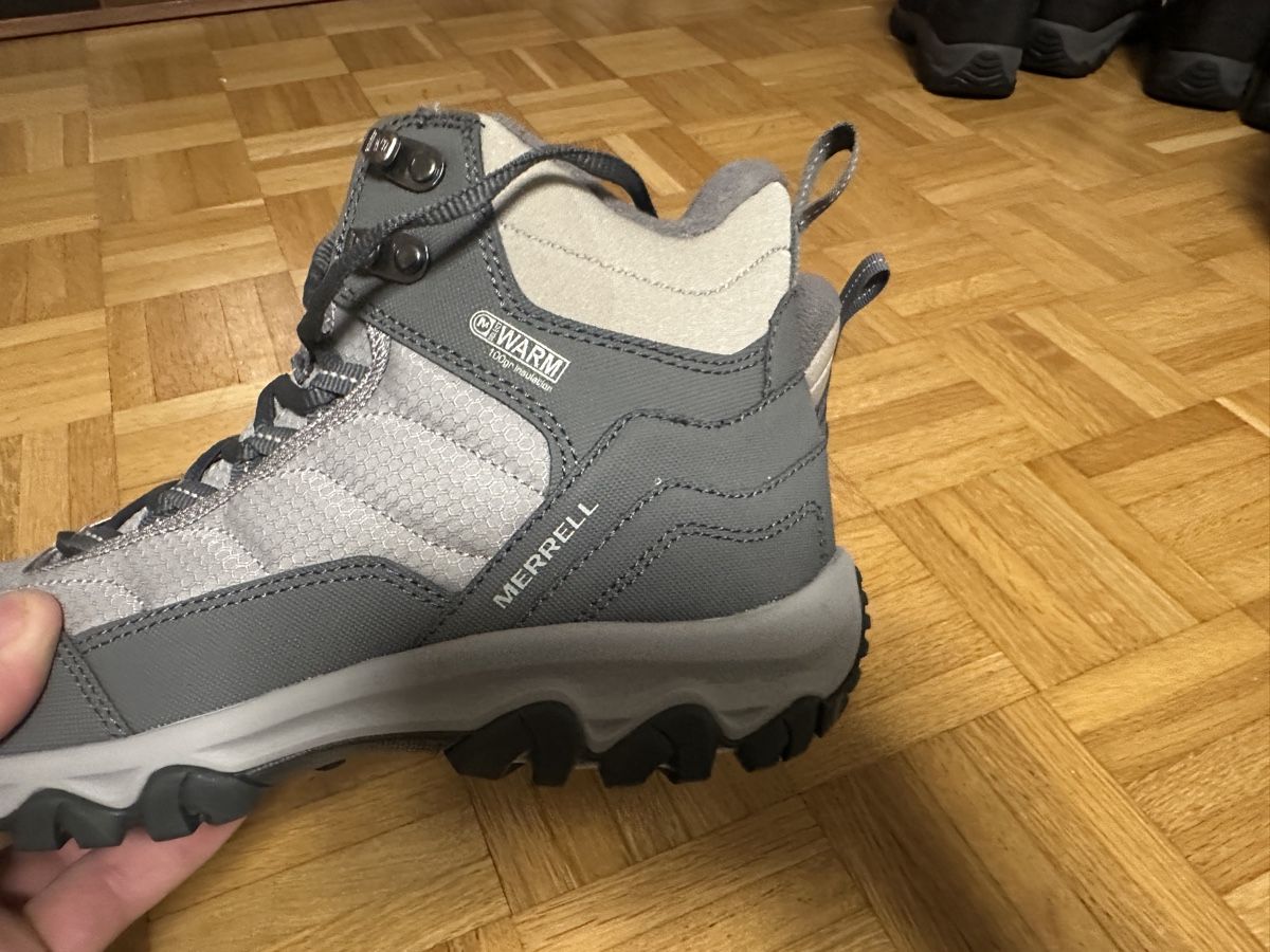 Merrell Scarpe da donna: Merrell Ice Cap Mid Lace 5,Damenwanderschuhe, hellgrau, 38, – Nuovo e nell'imballaggio originale da Neuchatel venduto da feta_ze 3