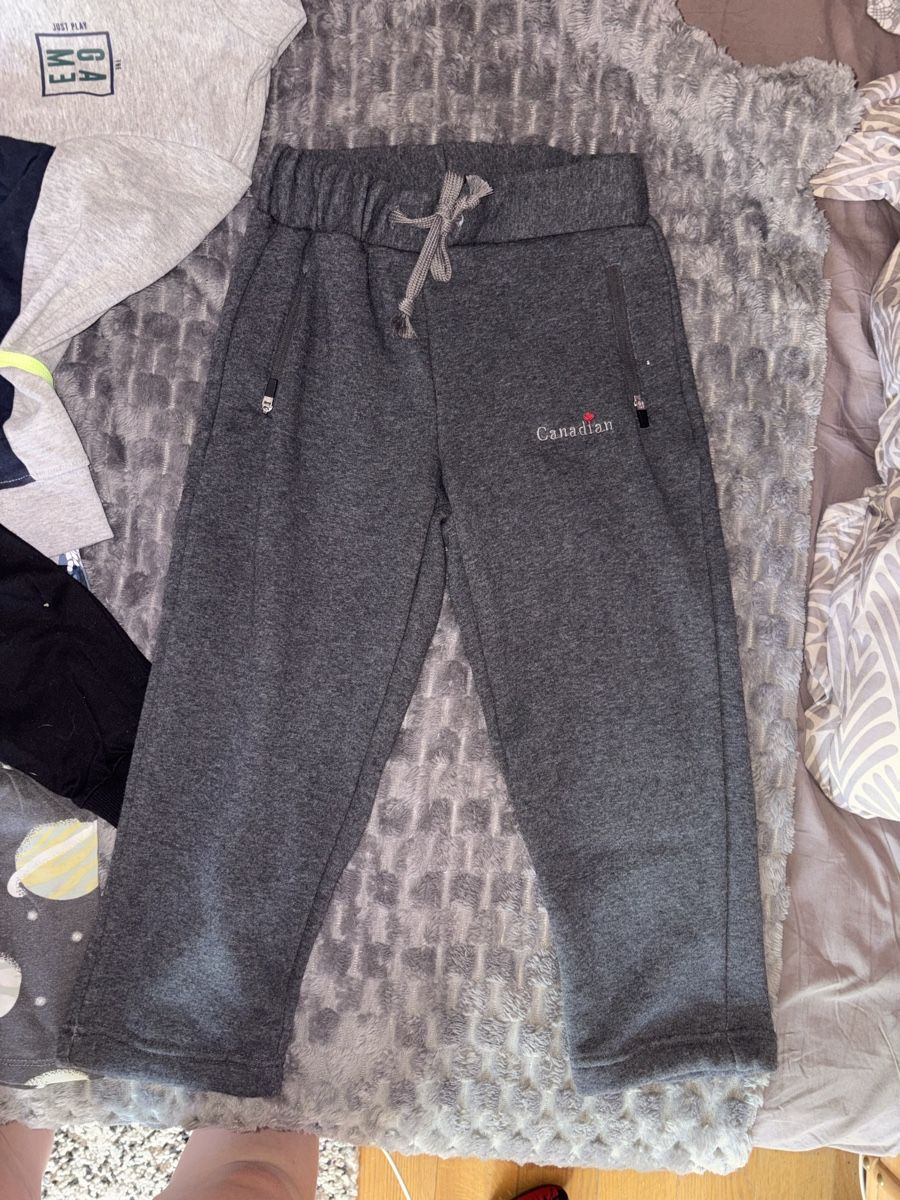 Ensembles coordonnés: Abbigliamento bambino – D'occasion à Crans VS par mar_ztx9 1