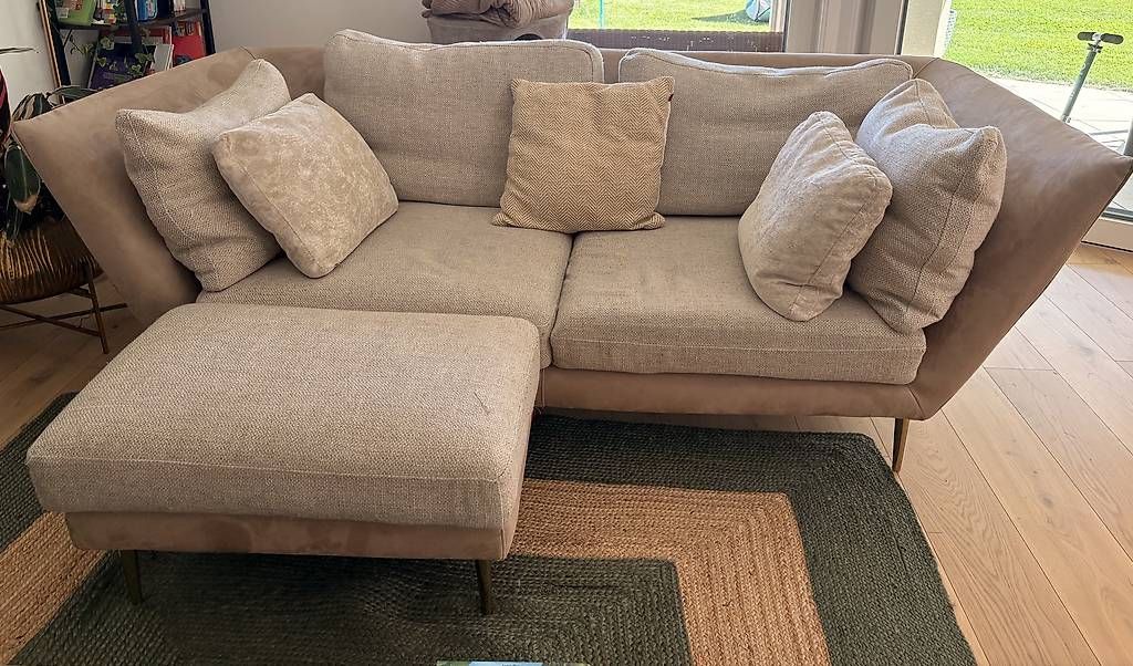 Poltrona Frau Sofas: Canapé / Sofa Poltronesofà – Gebraucht aus Le Mont-Pèlerin von nad_j5pk