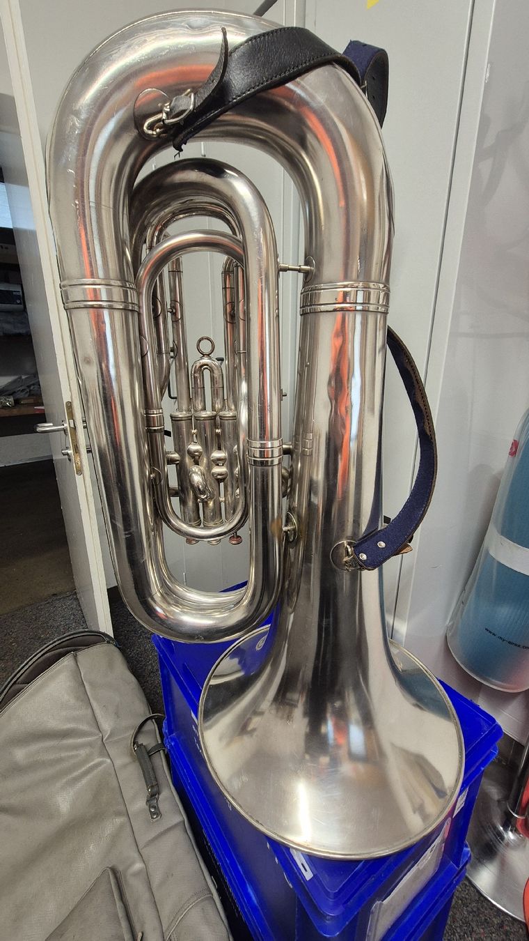 Musikinstrumente: Tuba Willson Schweizer Industri – Gebraucht aus Rämismühle von beni0010 1
