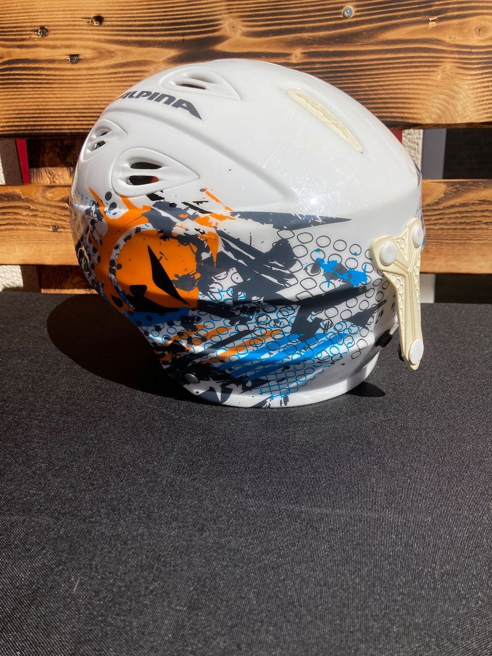 Alpina Caschi: Kinder Skihelm Alpina weiss – Usato da Deitingen venduto da Calimi 2